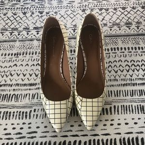 Calvin Klein Gayle Pointed Toe Classic Pumps